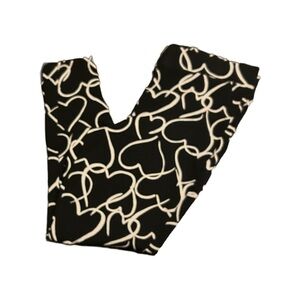 torrid Black Leggings with Cream Heart Print
